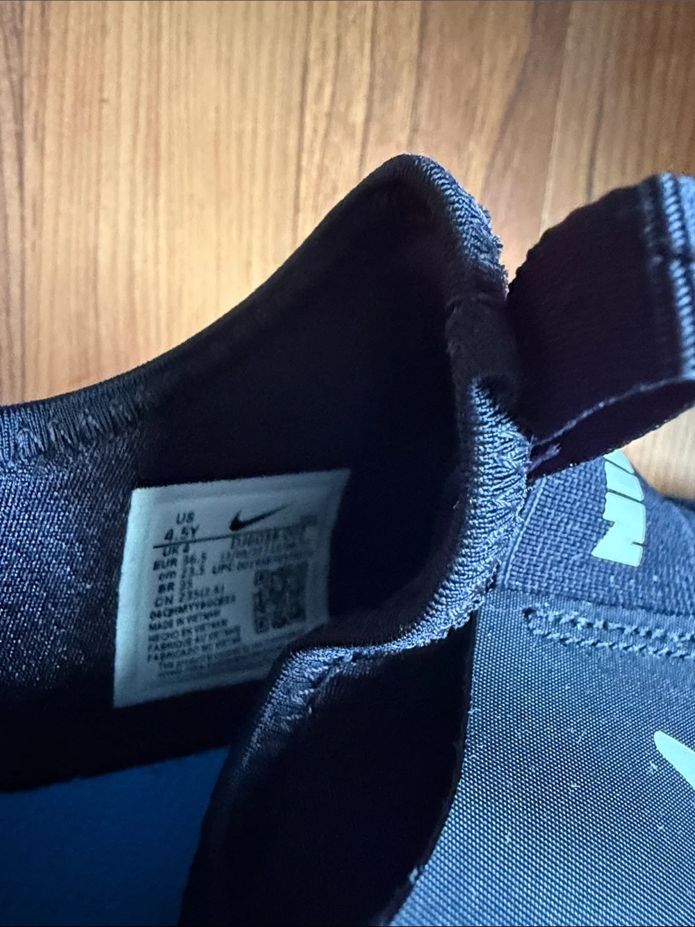 Nike Kids Black Flex Slip-On Sneakers Size 4.5